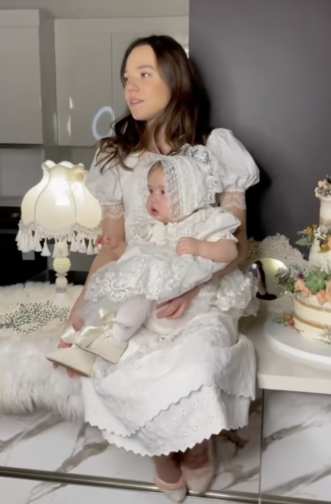 Kristina Ozturk is the biological mom of 22 kids.