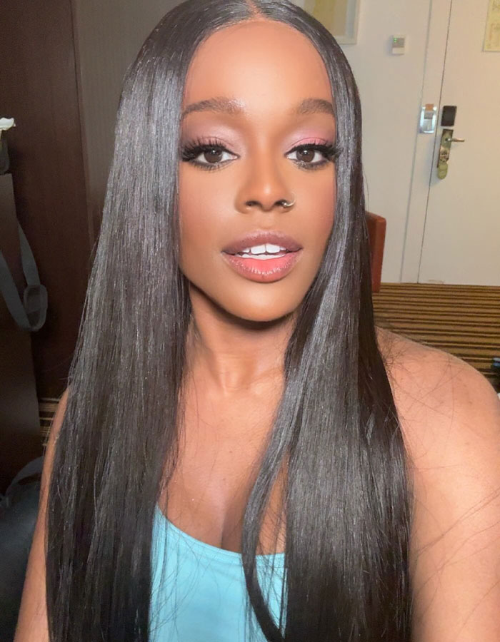 To support her claims, Banks also shared a screenshot that appeared to show McGregor warning her not to speak out.